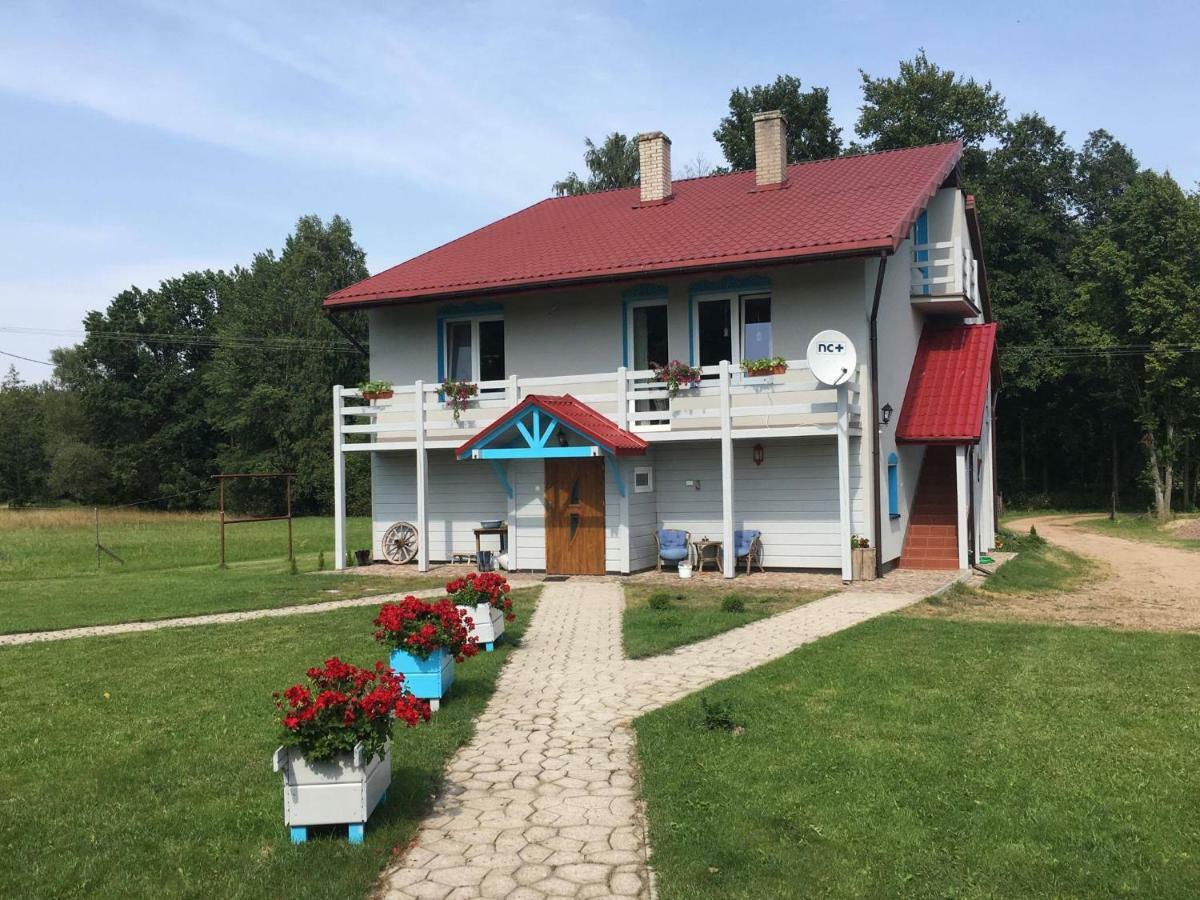Dom Na Starym Goscincu Tiszyna Villa Dubicze Cerkiewne Buitenkant foto