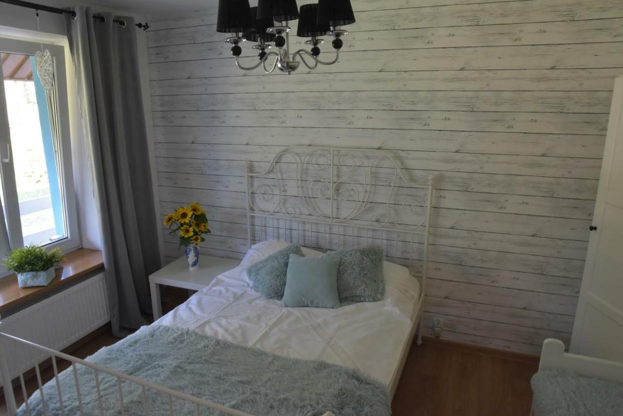Dom Na Starym Goscincu Tiszyna Villa Dubicze Cerkiewne Buitenkant foto